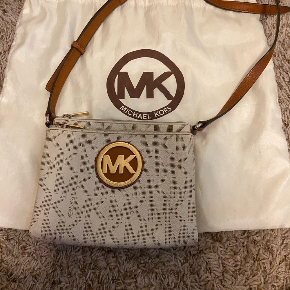 Micheal Kors Purse